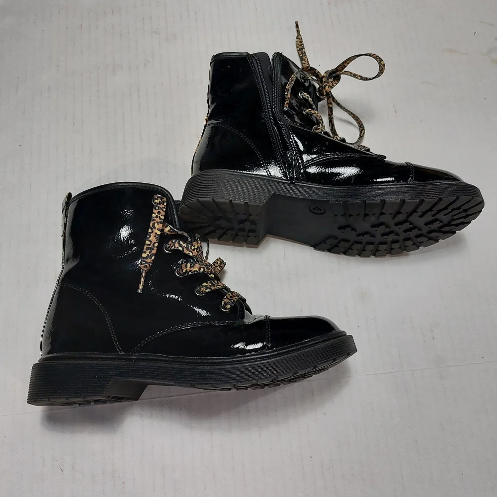 Cat & Jack girls lace